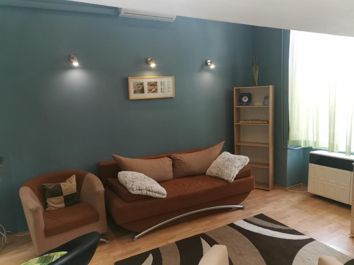 Galeria Apartman Szegedin Exterior foto