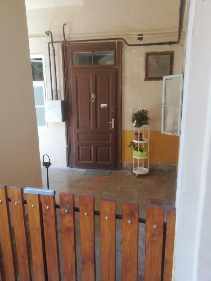 Galeria Apartman Szegedin Exterior foto